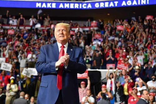 Tuyên bố gây chú ý của Tổng thống Trump: Sẽ quyết định hạn chế thị thực trong hôm nay hoặc ngày mai