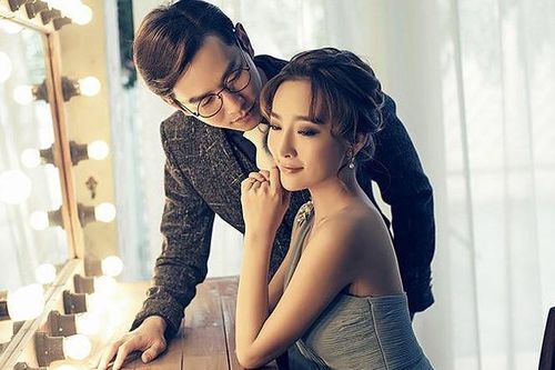 Vợ đắng cay trăm bề tìm cách kiếm tiền trả nợ 'tình phí' thay chồng