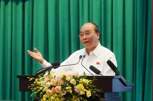 Cử tri Hải Phòng đọc thơ tặng Thủ tướng