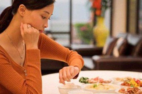 Ai đang mắc 7 thói quen 'tàn phá' sức khỏe sau 9h tối này nên sửa ngay