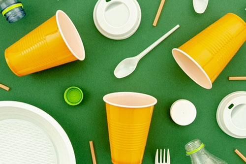 Tác hại khi sử dụng đồ nhựa và thực phẩm gây nóng lúc mang thai