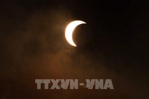 Nhật thực hình khuyên hiếm gặp xuất hiện sau 11 năm