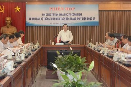 Các nhà máy thủy điện trên bậc thang sông Đà vận hành an toàn, đủ điều kiện chống lũ năm 2020