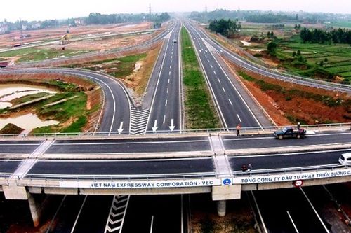 Trạm BOT không có làn thu phí không dừng sẽ bị dừng thu phí