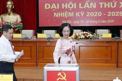 Người làm dân vận phải gần dân, hiểu dân