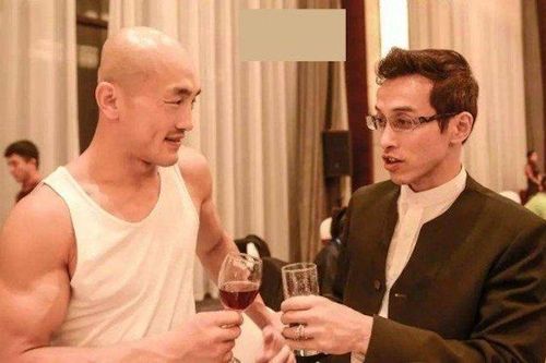Đắm chìm trong men rượu, 'con rồng làng võ Trung Quốc' mất khả năng chiến đấu