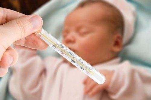 Cách xử trí sốt virus ở trẻ