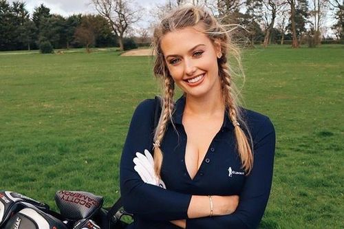 Nữ golf thủ ưa diện đồ bó sát