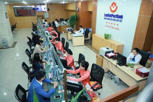 Thuộc top đầu về mạng lưới, LienVietPostBank nuôi tham vọng thành ngân hàng bán lẻ hàng đầu