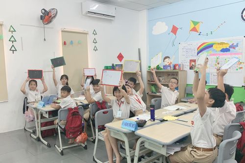 IEC-Quảng Ngãi: Ngôi nhà thứ 2 của hơn 1.000 học sinh