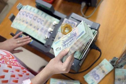 Làm sổ tiết kiệm giả, lừa đảo ngân hàng cả trăm tỷ
