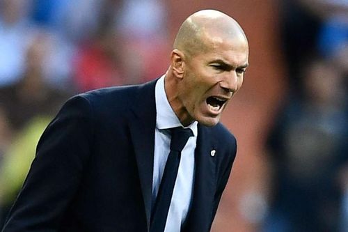 Real Madrid thắng tranh cãi, HLV Zidane nổi đóa với truyền thông