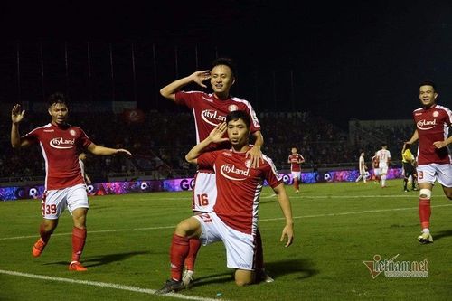 Công Phượng lọt top 5 bàn thắng đẹp vòng 5 V-League