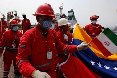 Tàu viện trợ lương thực, thực phẩm của Iran tới Venezuela