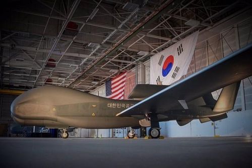 Hàn Quốc sắp triển khai máy bay không người lái Global Hawk