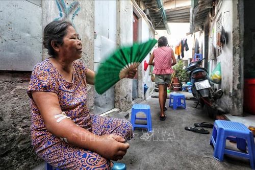 Oi nóng bủa vây xóm trọ nghèo