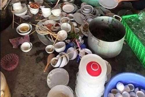 Hoảng loạn vì nỗi khổ rửa bát ngày đầu đi làm dâu, có ai thấu?