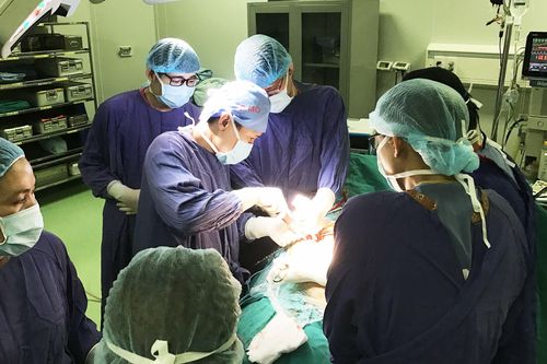 Hồi sinh nhờ khớp háng thế hệ mới