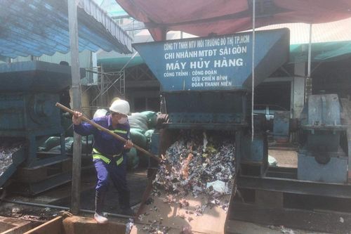 TP. Hồ Chí Minh: Tiêu hủy lô hàng giả trị giá hơn 1 tỷ đồng