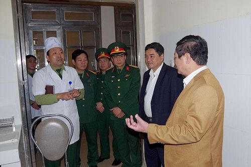 Xây dựng nền quốc phòng toàn dân gắn với thế trận an ninh nhân dân và biên phòng toàn dân