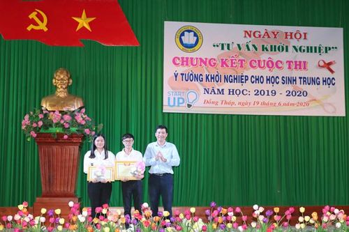 Ngày hội tư vấn khởi nghiệp và chung kết cuộc thi 'Ý tưởng khởi nghiệp' cho học sinh THPT