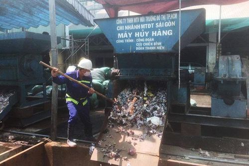 Thành phố Hồ Chí Minh: Tiêu hủy gần 40.000 sản phẩm hàng giả