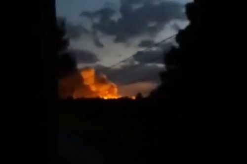 Kho chứa vũ khí và đạn dược của Mỹ bất ngờ phát nổ ở Đông Syria