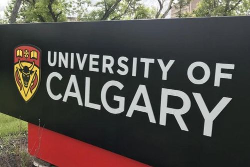Gian lận thi cử online, 14 sinh viên Canada bị đánh trượt