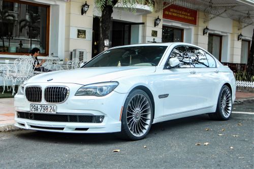 'Siêu sedan' Alpina B7 10 năm tuổi tái xuất tại TP.HCM