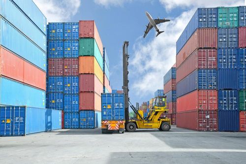 Việt Nam đang xuất siêu 3,75 tỷ USD