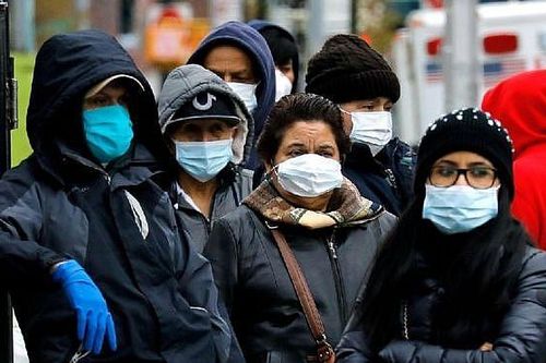 Đeo khẩu trang giúp tránh lây lan COVID-19 hơn cả cách ly xã hội?