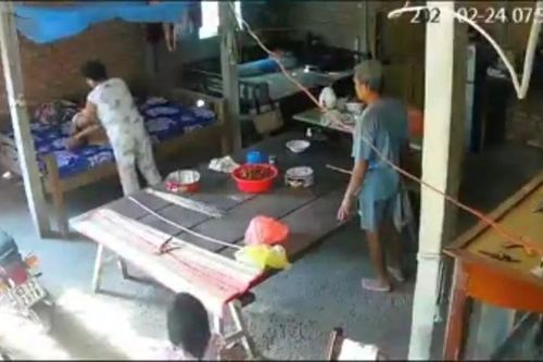 Hắt hủi cha mẹ - lương tri nhức nhối