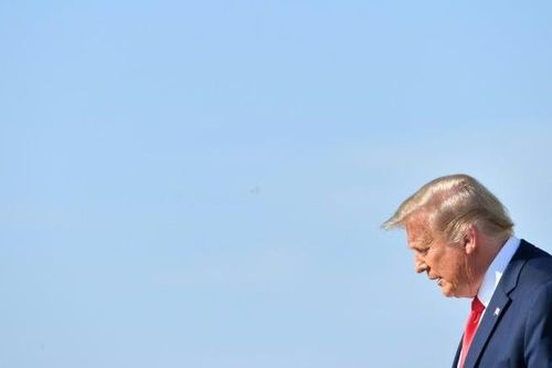 Tổng thống Trump: 150.000 người Mỹ có thể tử vong do Covid-19