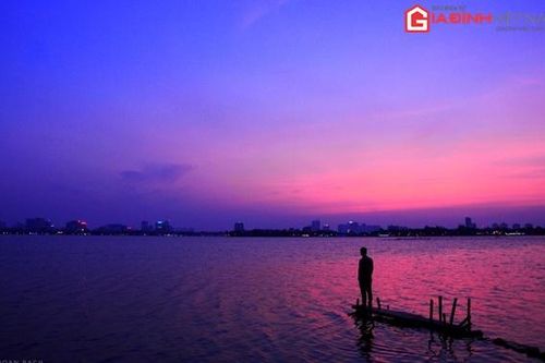 Hà Nội đẹp mơ màng lúc hoàng hôn