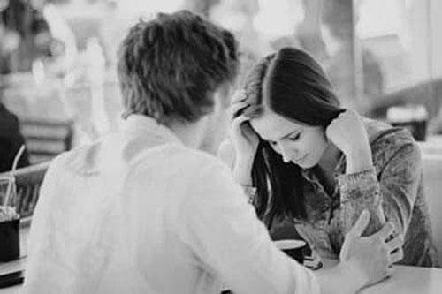 Thấy người yêu mua son qua mạng, cứ ngỡ mua cho mình nhưng đến tận nhà tìm mới phát hiện sự thật sốc