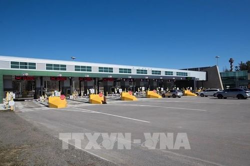 Canada sẽ 'rất cẩn trọng' khi mở cửa trở lại biên giới
