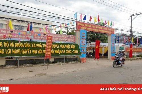 Phú Thạnh về đích xã nông thôn mới
