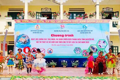 Bắc Hà ra quân tình nguyện hè và phong trào chống rác thải nhựa