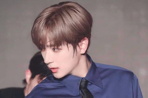 Nam ca sĩ Hàn sở hữu chiếc mũi không thể chỉnh sửa theo
