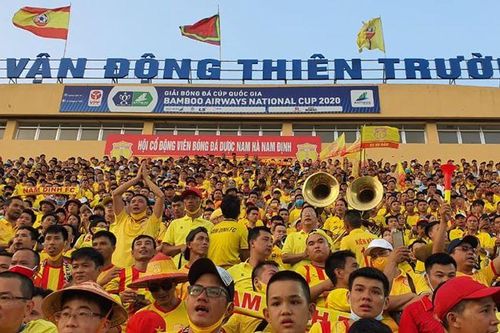 Hằn lên một nỗi lo từ sân Thiên Trường