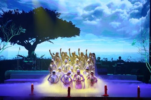 'Biển nhớ ' thỏa mãn cơn khát nhạc Trịnh