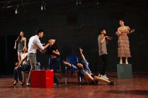 Trường ĐH SKĐA Hà Nội ra mắt vở 'Tái sinh'