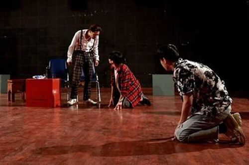 Hình tượng người chiến sĩ công an trong vở diễn 'Tái sinh'