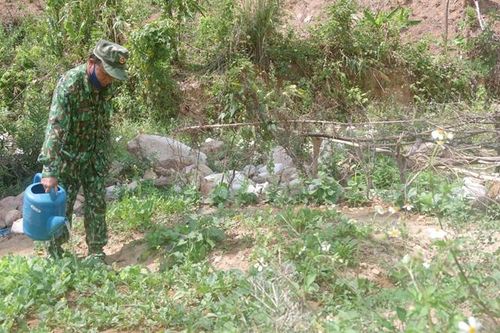 'Thực túc' trên chốt phòng, chống dịch Covid-19