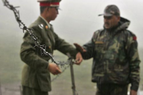 Trung, Ấn đồng ý 'giảm nhiệt' ở biên giới