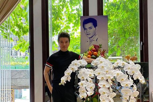 Đàm Vĩnh Hưng kể về đám tang của cha ruột chỉ có 7 người đưa tiễn