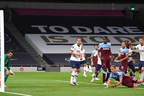 Mourinho quá 'son', Tottenham thắng nhờ bàn phản lưới