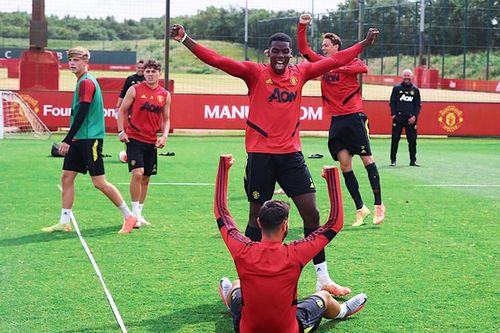 MU vs Sheffield Utd: Háo hức xem Pogba và Bruno khoe tài