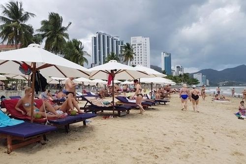 Khánh Hòa đặt mục tiêu đón 3,2 triệu khách du lịch trong năm 2020