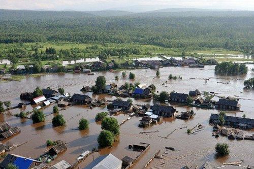 Lũ lụt nghiêm trọng nhất trong một thập kỷ qua tại Ukraine